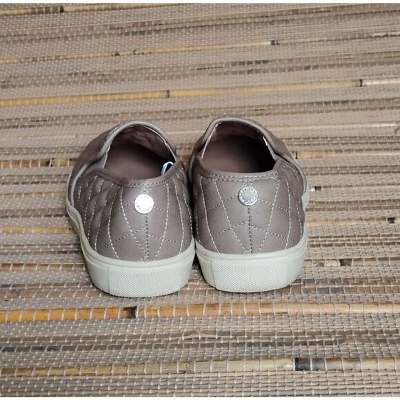 Women's Steve Madden Ecentrcq Quilted Slip-on Sneaker Size 7 - Picture 5 of 15